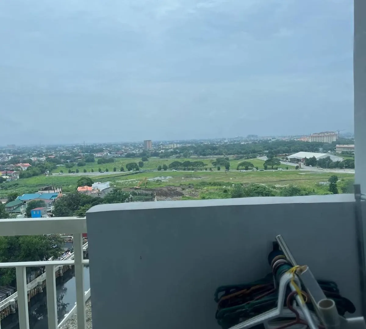 Entire Unit With Wifi And Netflix, Behind Sm Sucat Apartment Manila