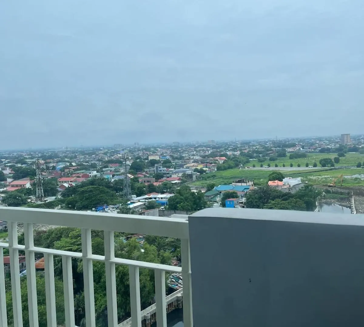 Entire Unit With Wifi And Netflix, Behind Sm Sucat Apartment Manila
