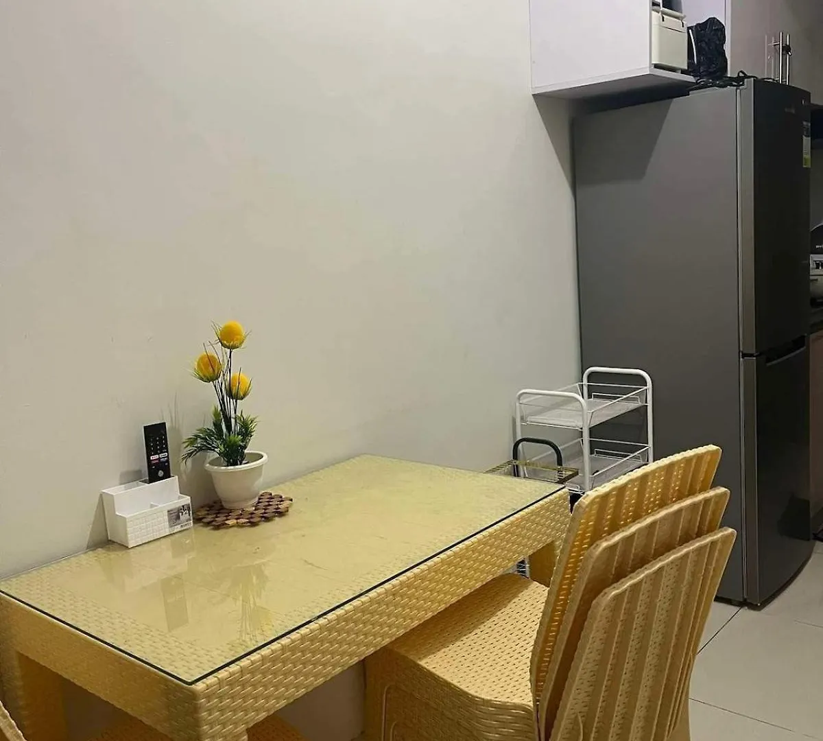 Entire Unit With Wifi And Netflix, Behind Sm Sucat Apartment Manila
