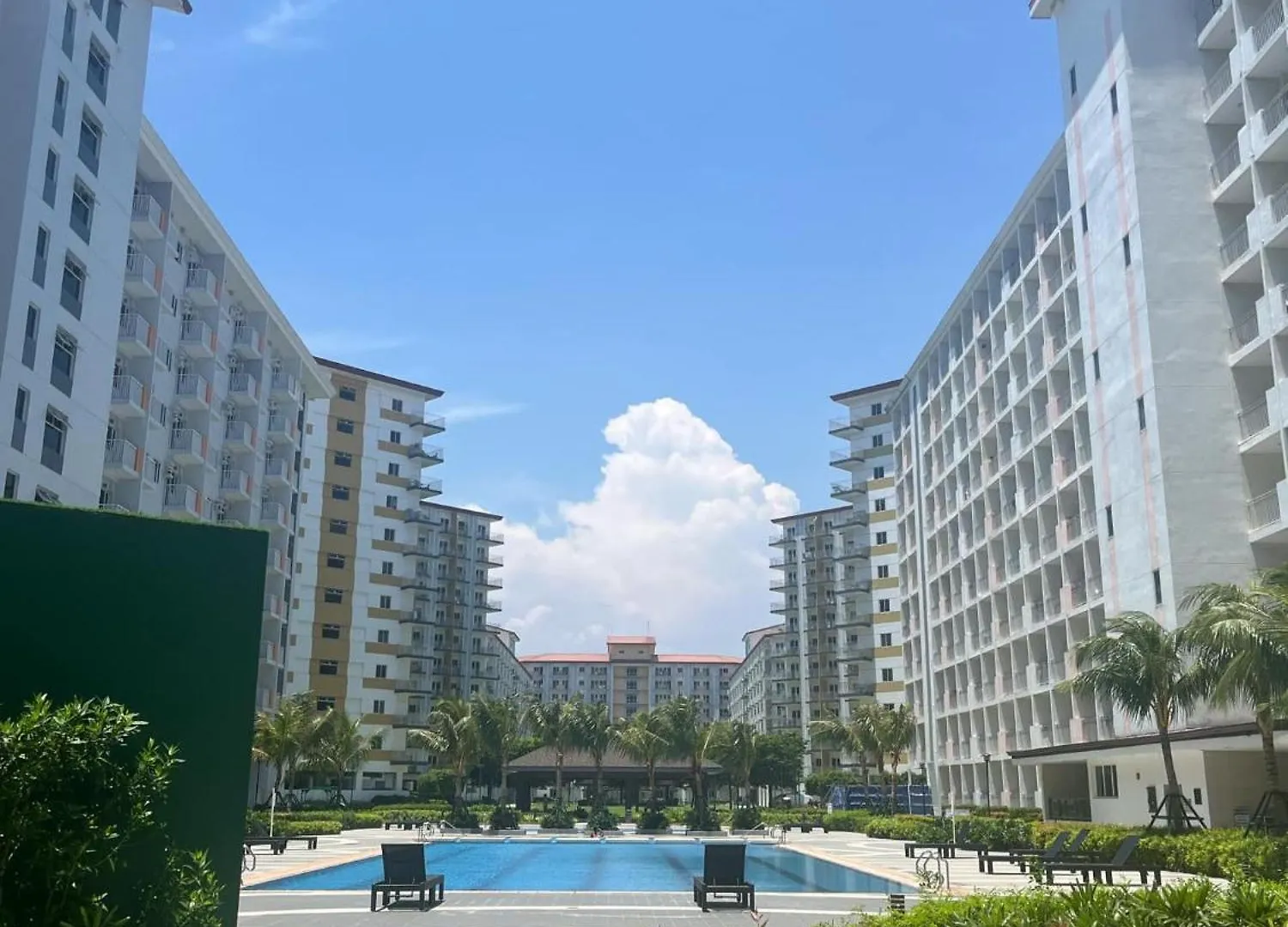 شقة Entire Unit With Wifi And Netflix, Behind Sm Sucat مانيلا